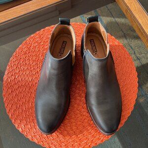 Pikolinos Ankle Boots